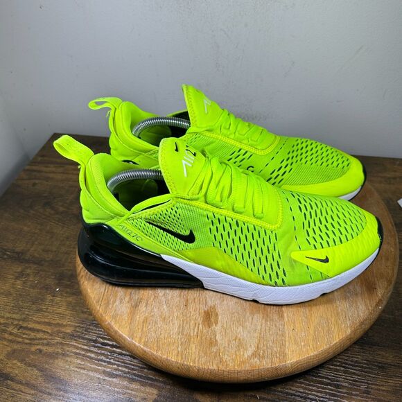 Nike Air Max 270 Volt Green Men's Size 11 Shoe Sneakers AH8050-701